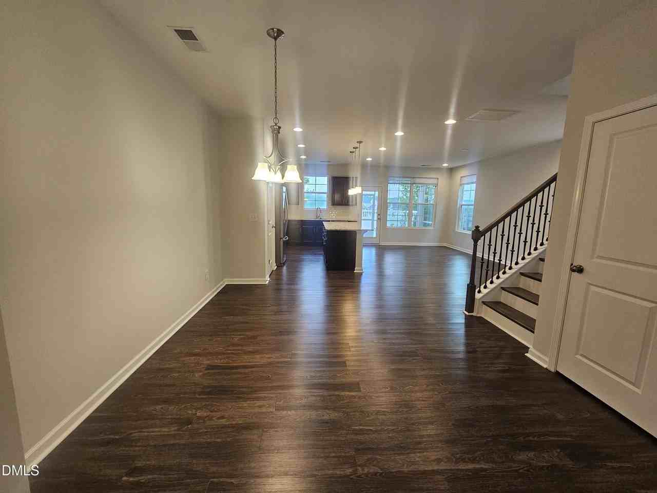 1109 Little Gem Ln - Photo 3 of 35