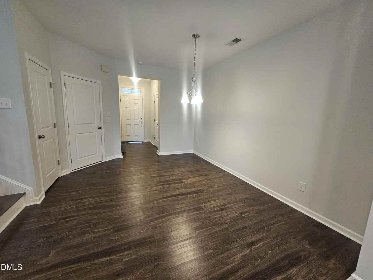 1109 Little Gem Ln - Photo 4 of 35