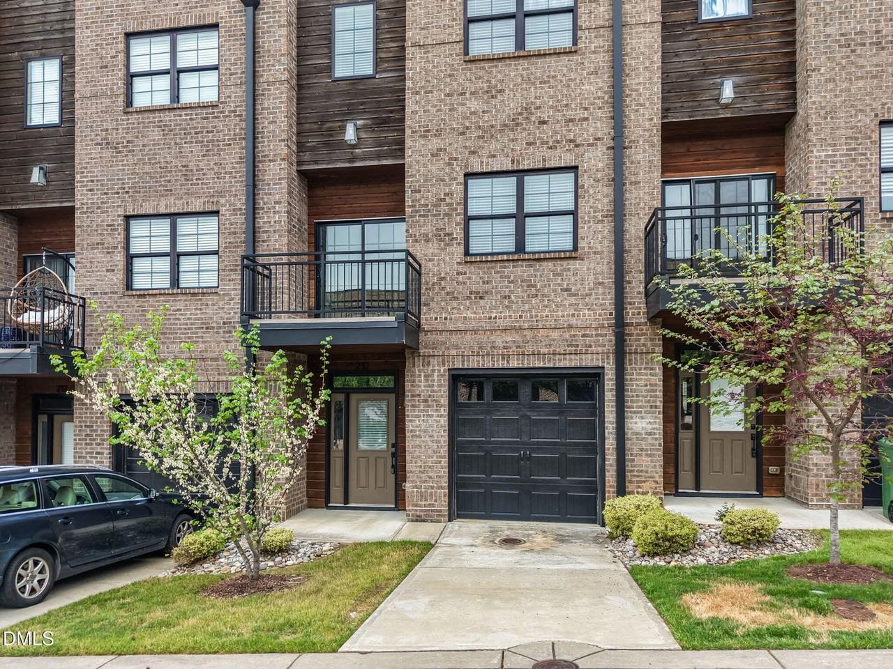 210 Asher Springs Cir