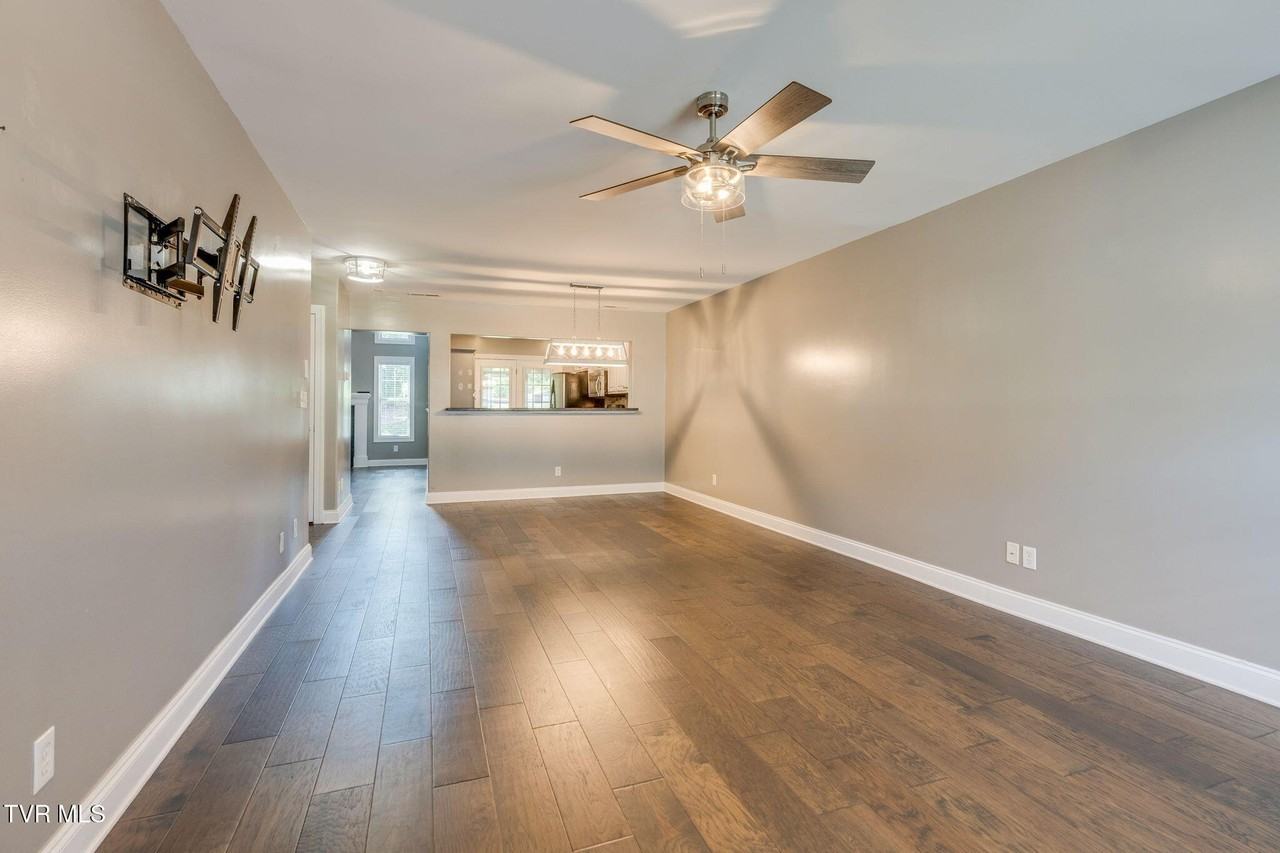 438 Old Grist Mill Blvd #438 - Photo 4 of 29