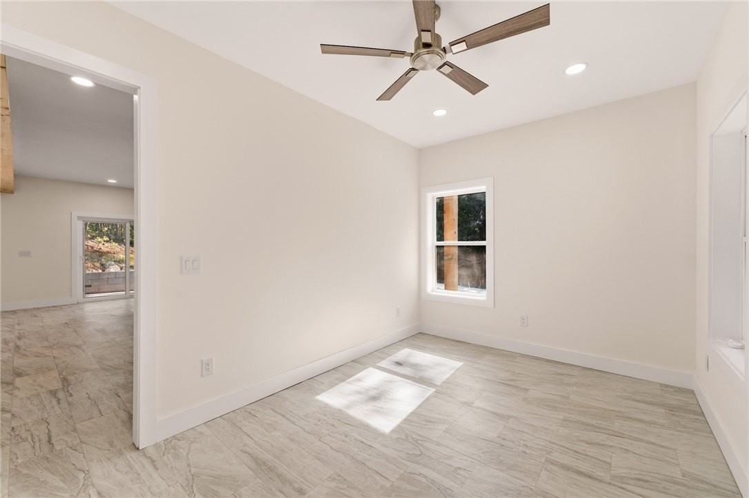 111 & 113 Shannandoah Drive - Photo 3 of 34