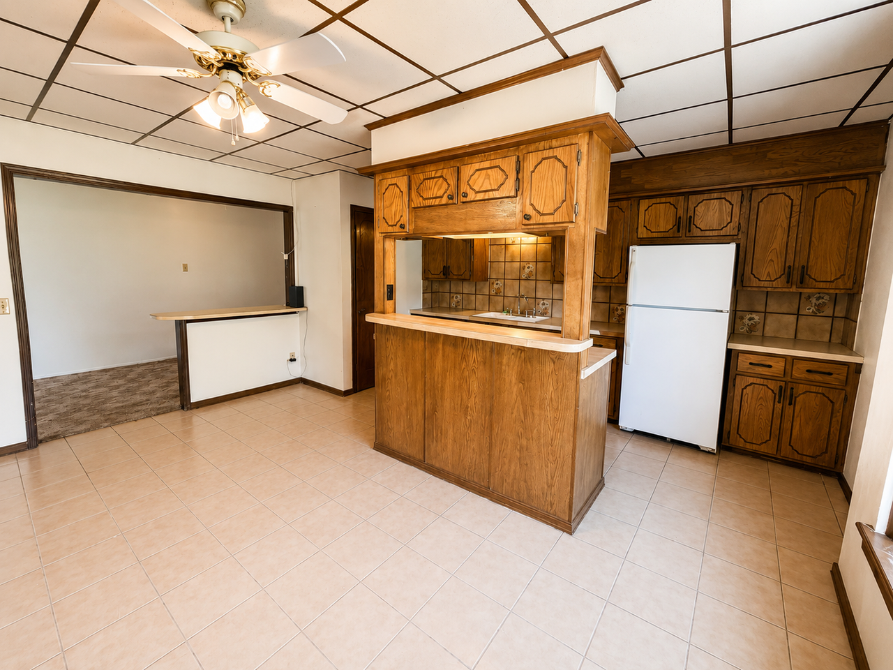 501 N Main St - Photo 5 of 12