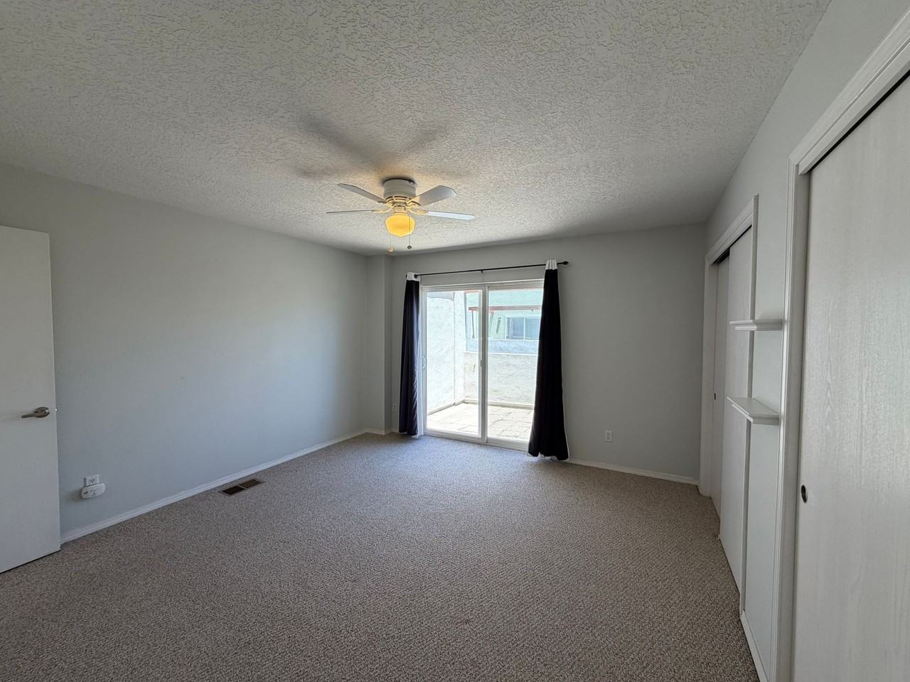 702 Broadway Blvd Se #8 - Photo 7 of 16