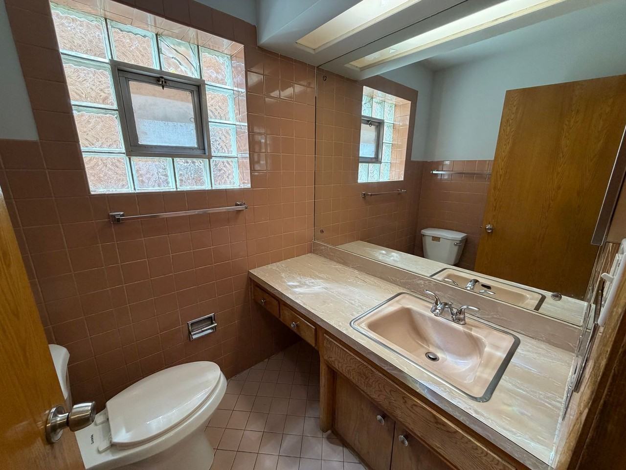 7106 W 16th - Photo 5 of 18