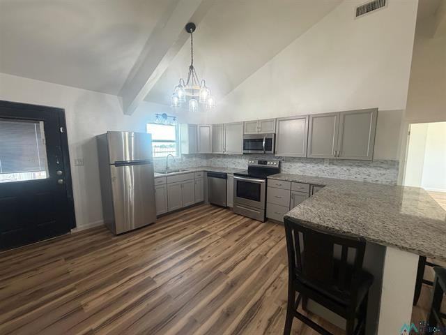 413 S 23rd St - Photo 3 of 11