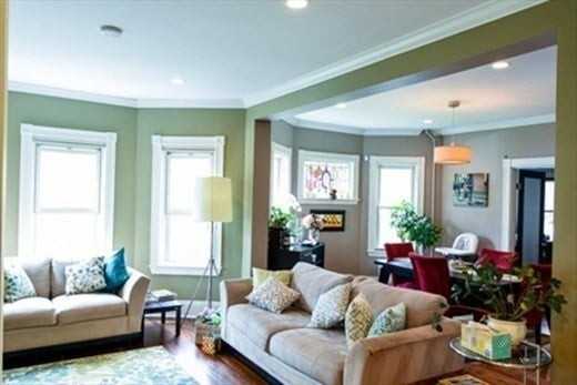 65 Sagamore St - Photo 4 of 24