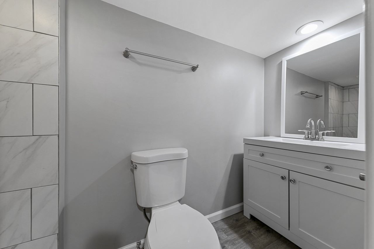 905 Russell Blvd #1 - Photo 4 of 22