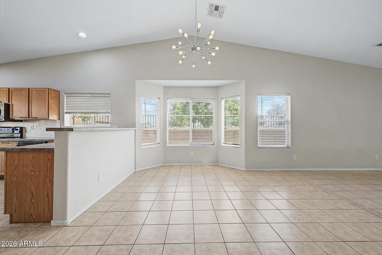 3442 S 96th Ave - Photo 6 of 30