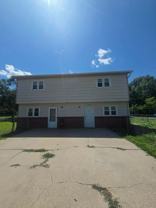 1379 Parkside Dr - Photo 1 of 1