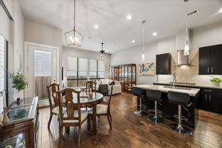 2410 Couch St - Photo 1 of 1