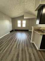 featured image of 514 W 16th St