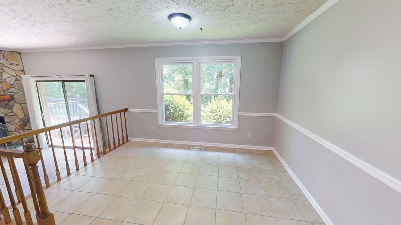 6916 Saint Julian Way - Photo 7 of 24