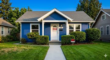 featured image of 404 Whitworth Avenue South