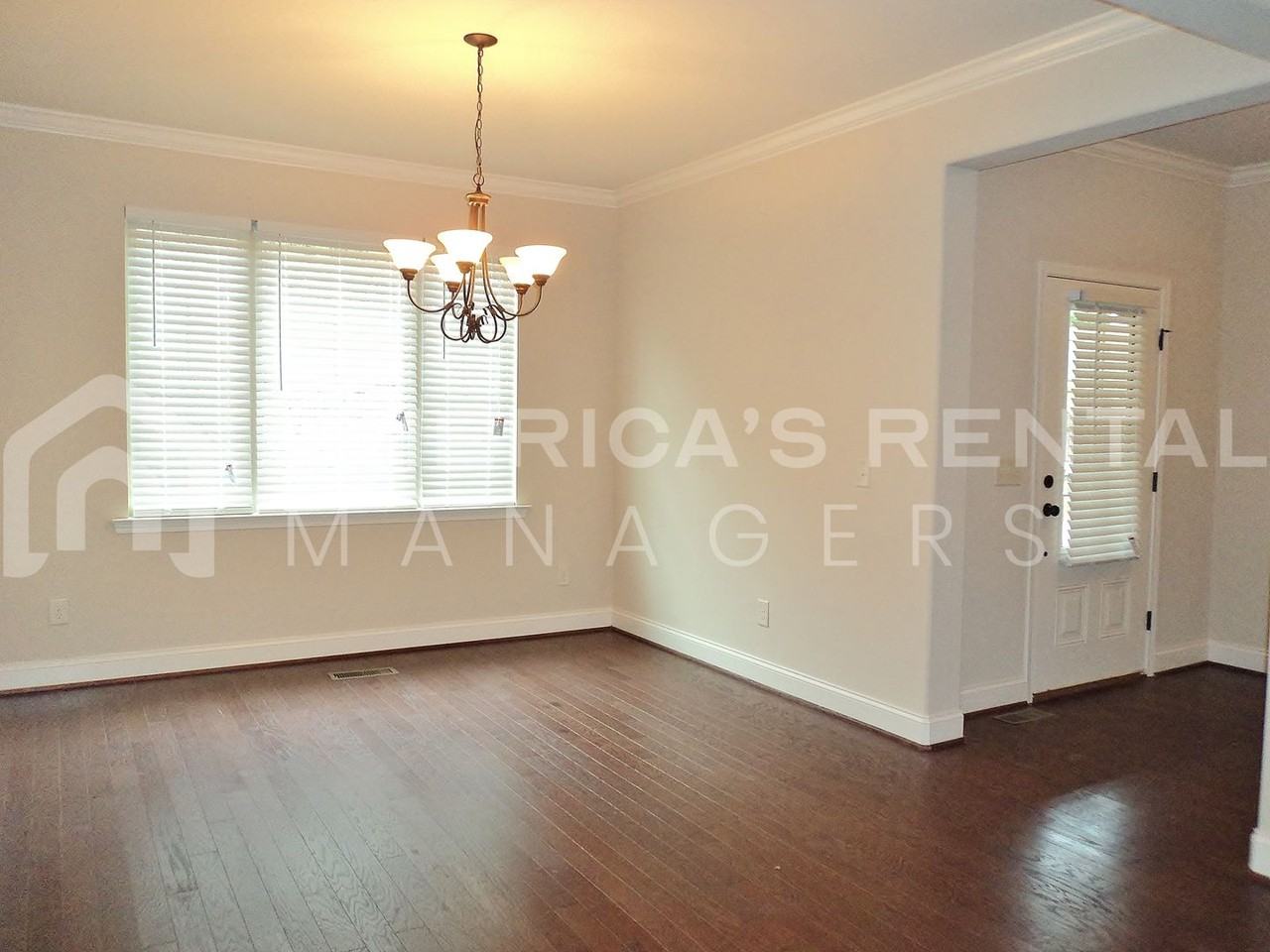 3768 Creek Side Way - Photo 5 of 26