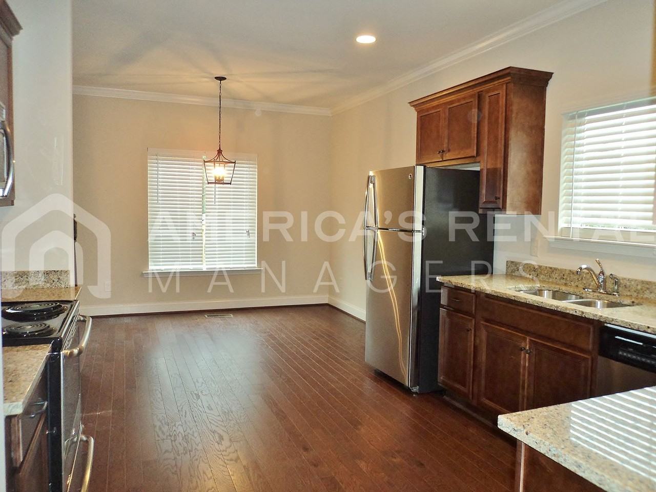 3768 Creek Side Way - Photo 7 of 26
