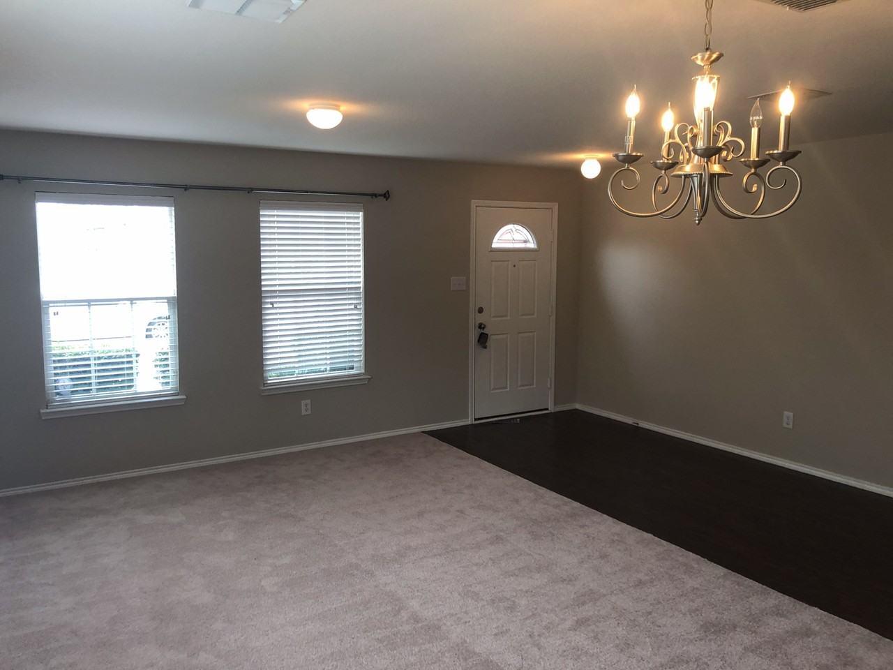 8115 York Beach Pl - Photo 4 of 27