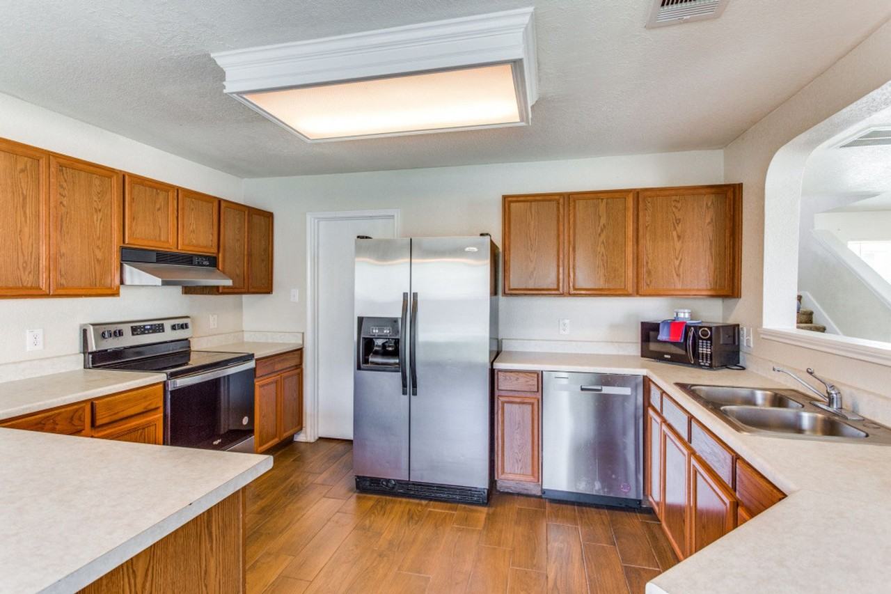 6051 Kensinger Pass - Photo 4 of 11