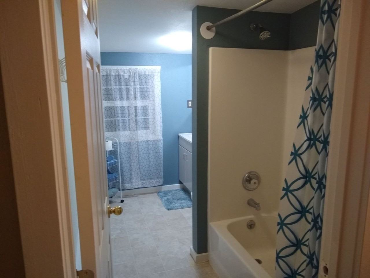 130 1/2 Broadwater Ave - Photo 5 of 15