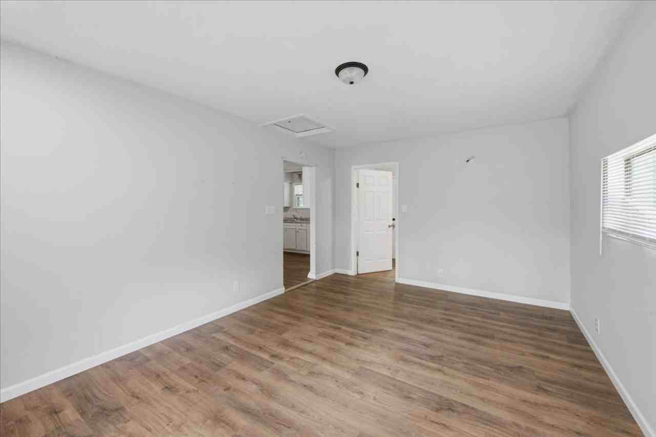 2448 N Irwin St - Photo 7 of 16