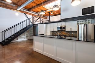 644 Wells St Sw #7 - Photo 1 of 1
