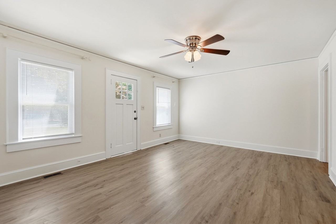 108 Eagle Rd - Photo 5 of 42
