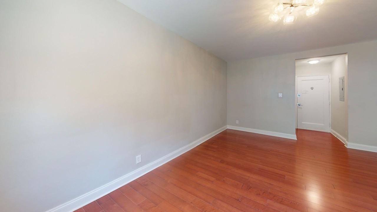 2339 40th Pl Nw - Photo 7 of 14