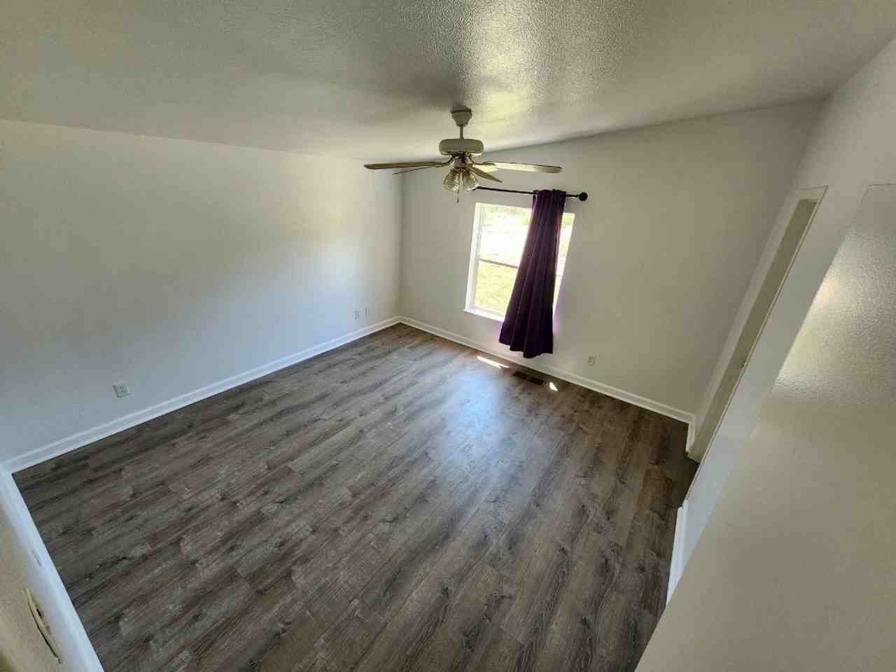 11584 Dairy Rd - Photo 4 of 7