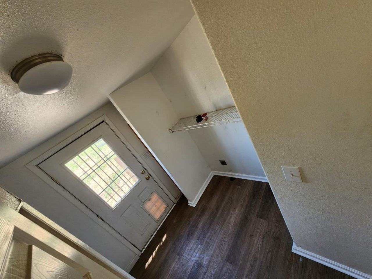 11584 Dairy Rd - Photo 5 of 7