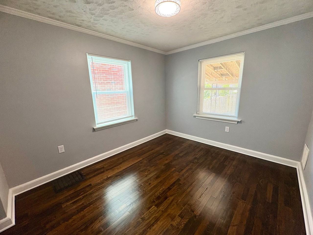 728 George St #DNTF - Photo 7 of 19