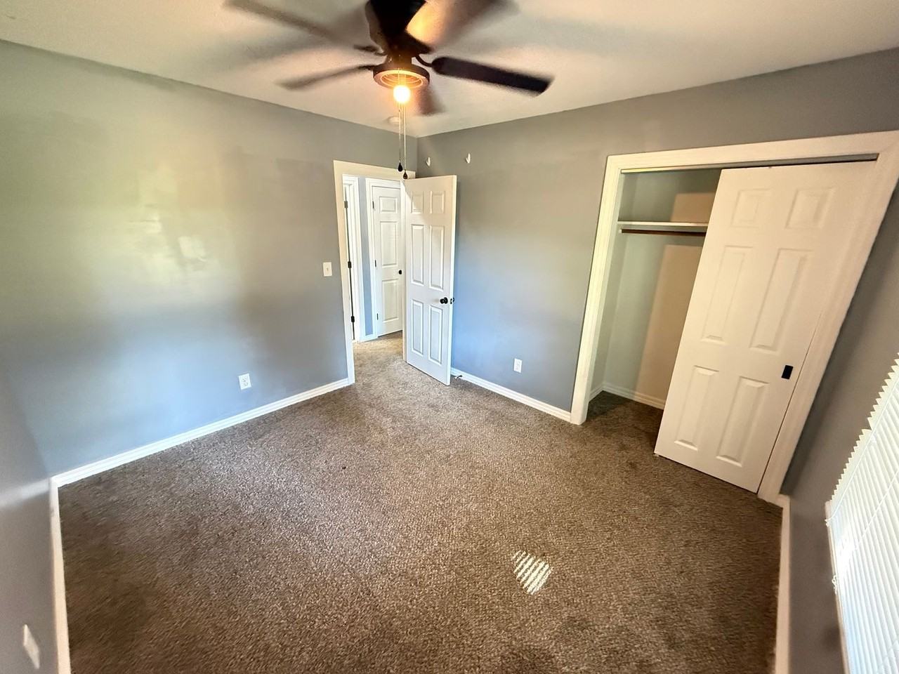 3642 S Westwood Ave - Photo 7 of 25