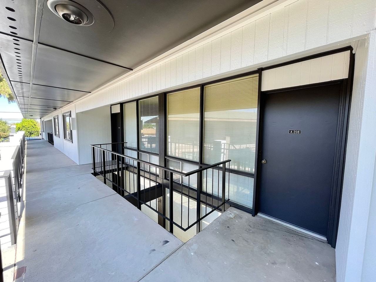 South Edge Apartments - Photo 3 of 25