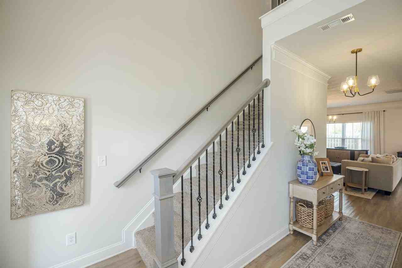 2002 Meridian Way - Photo 5 of 49