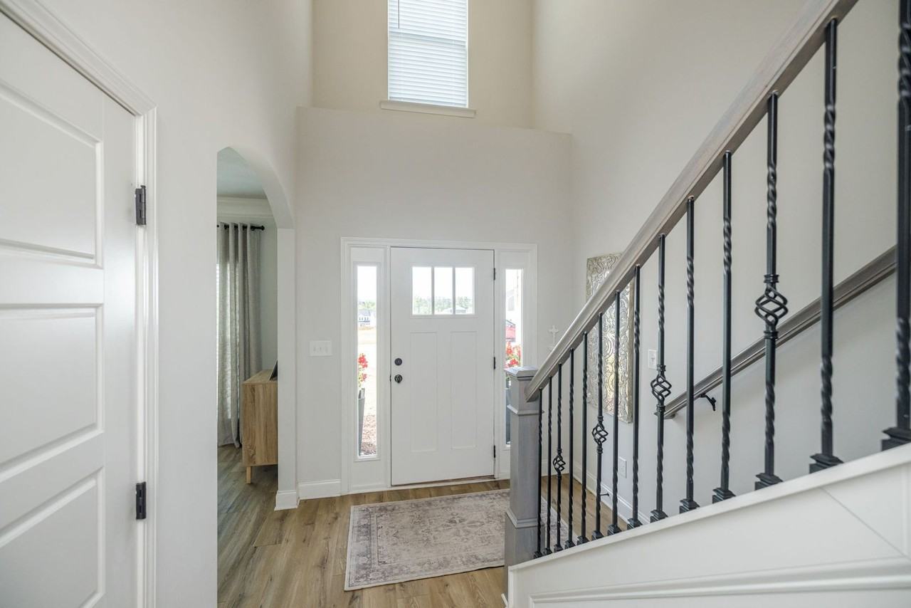 2002 Meridian Way - Photo 6 of 49