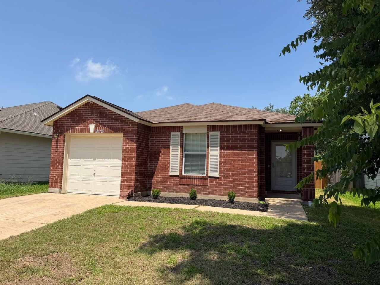 8612 Deja Ave - Photo 2 of 22