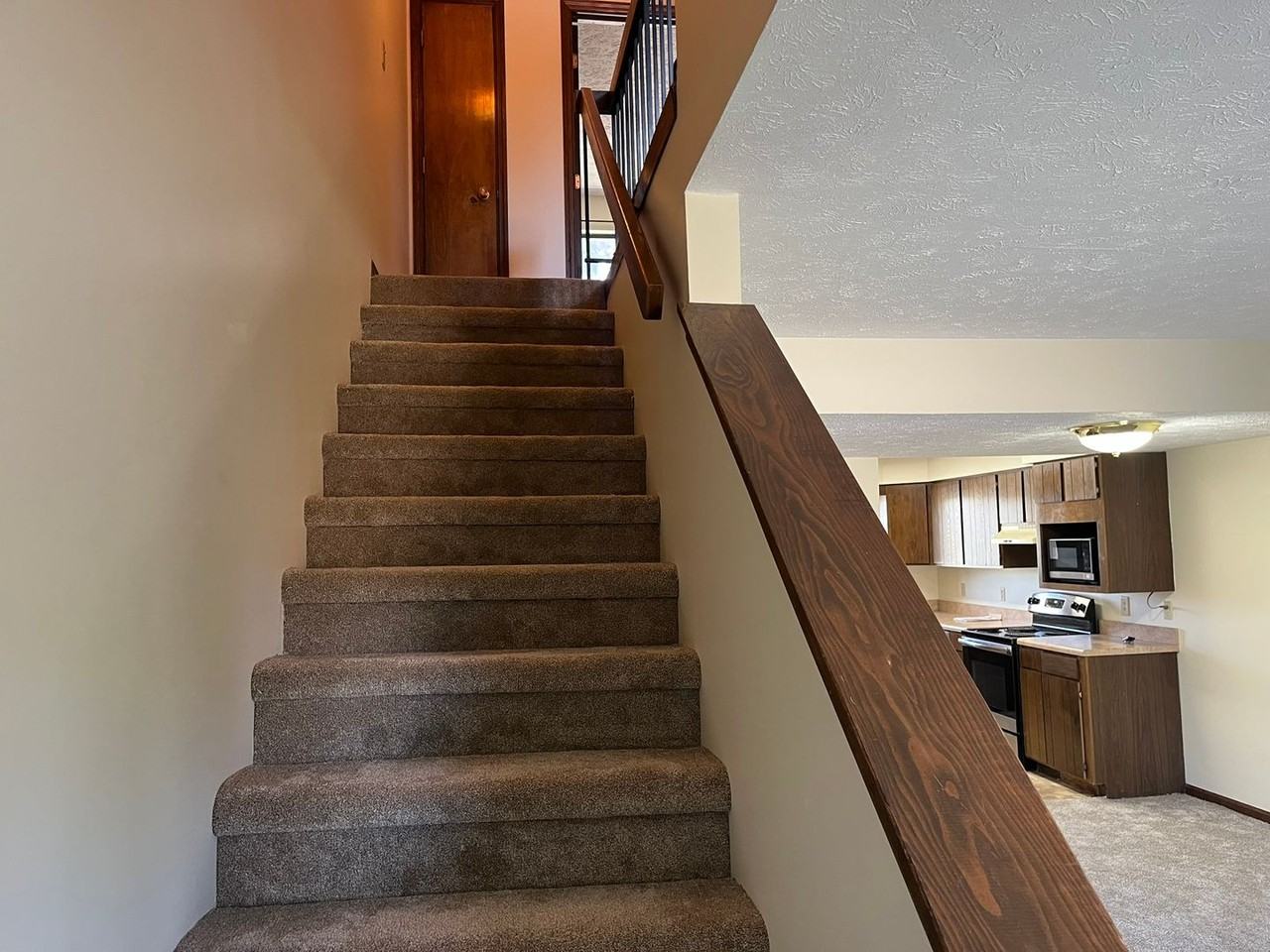 3027 W Capital Ave #5 - Photo 7 of 14