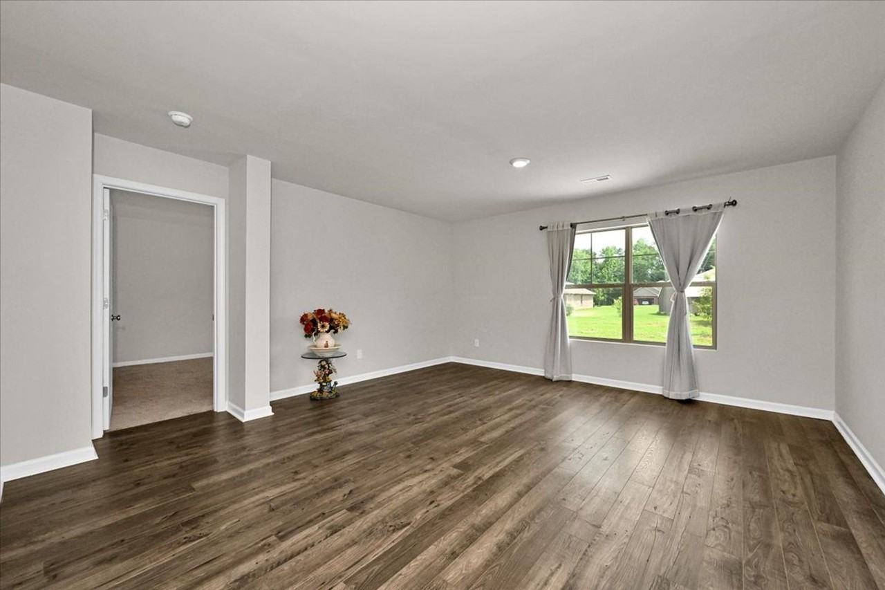 1108 Quail Hollow Rd Sw - Photo 5 of 26