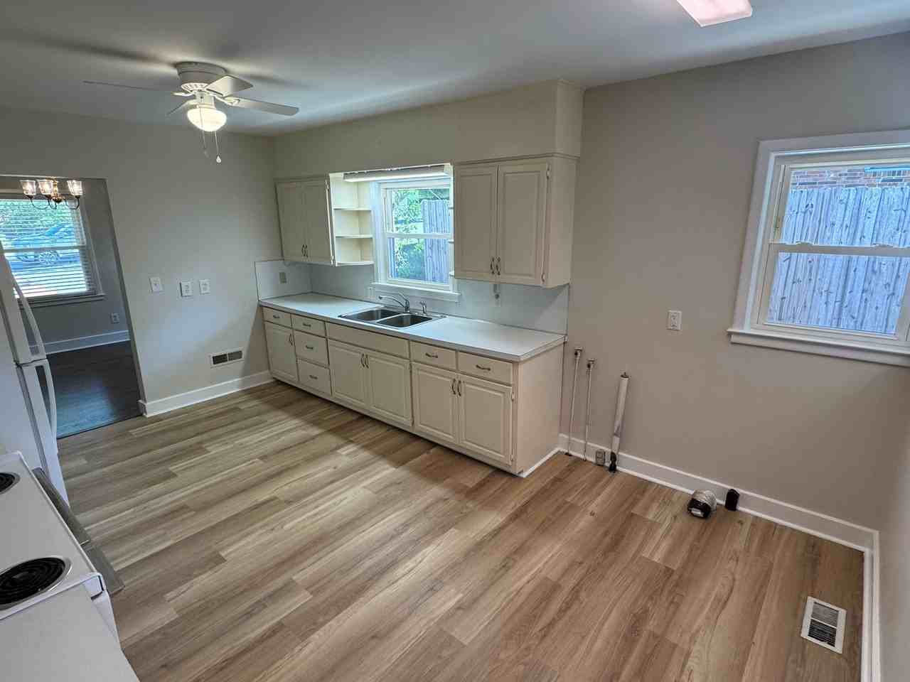 521 Vista Dr - Photo 6 of 27