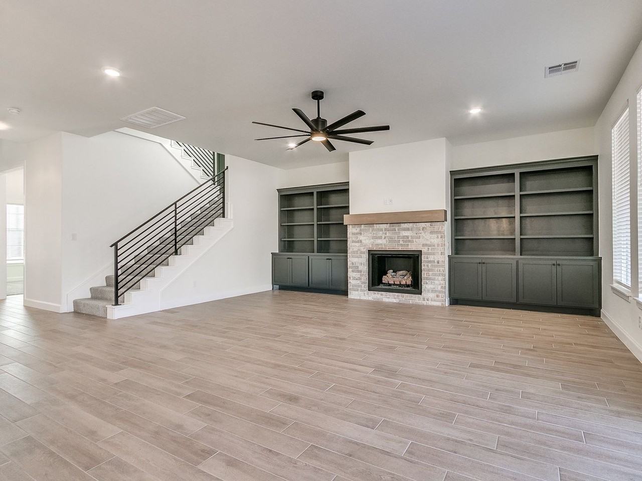 4405 Las Colinas Ln - Photo 6 of 50