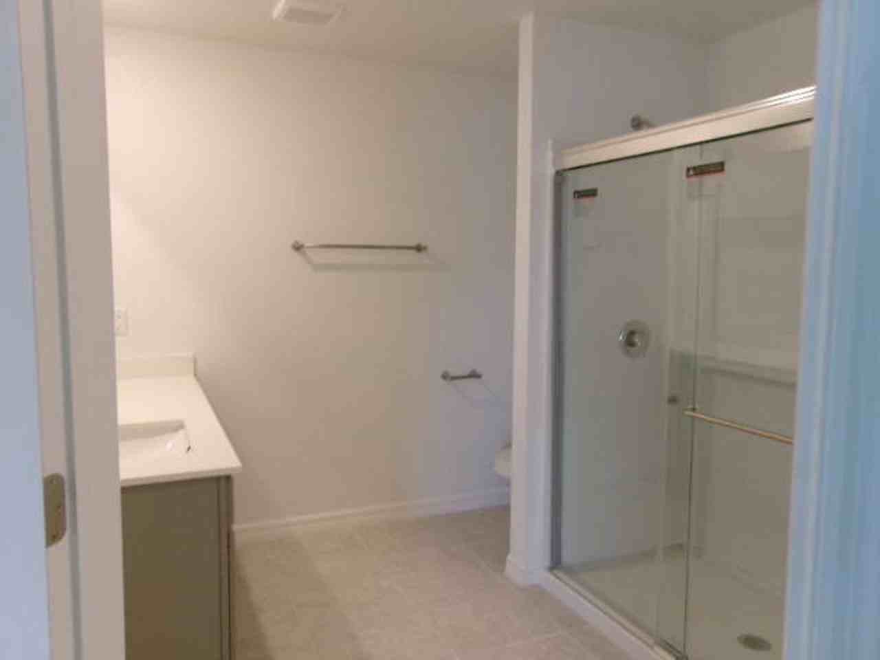 2201 Nw 7th St - Photo 7 of 50