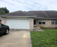 featured image of 714 W Foxx Dr #1