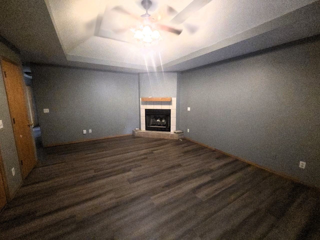 714 W Foxx Dr #1 - Photo 2 of 12