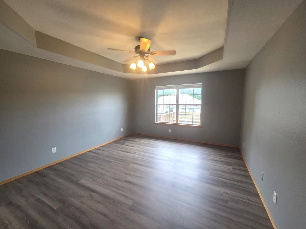 714 W Foxx Dr #1 - Photo 6 of 12