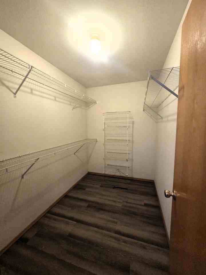 714 W Foxx Dr #1 - Photo 7 of 12