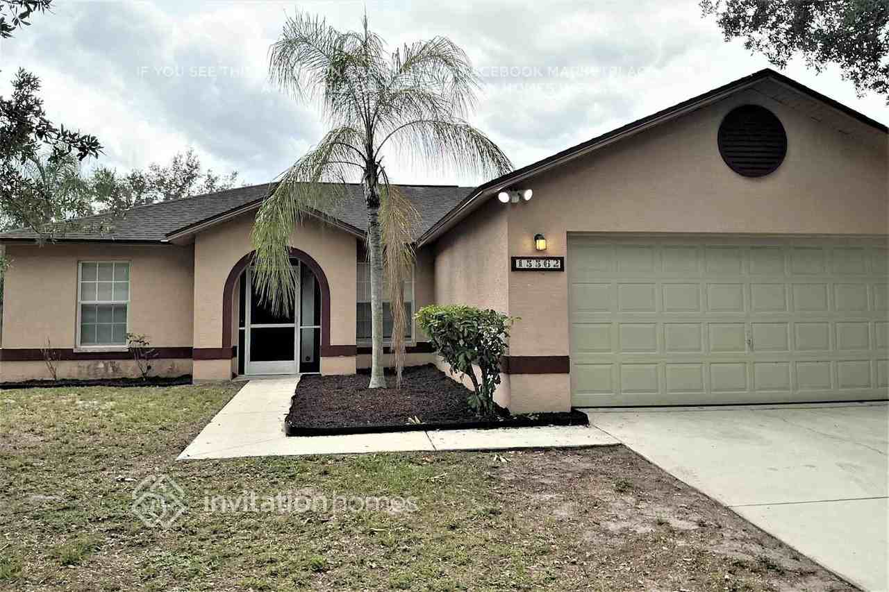 15562 Horseshoe Ln