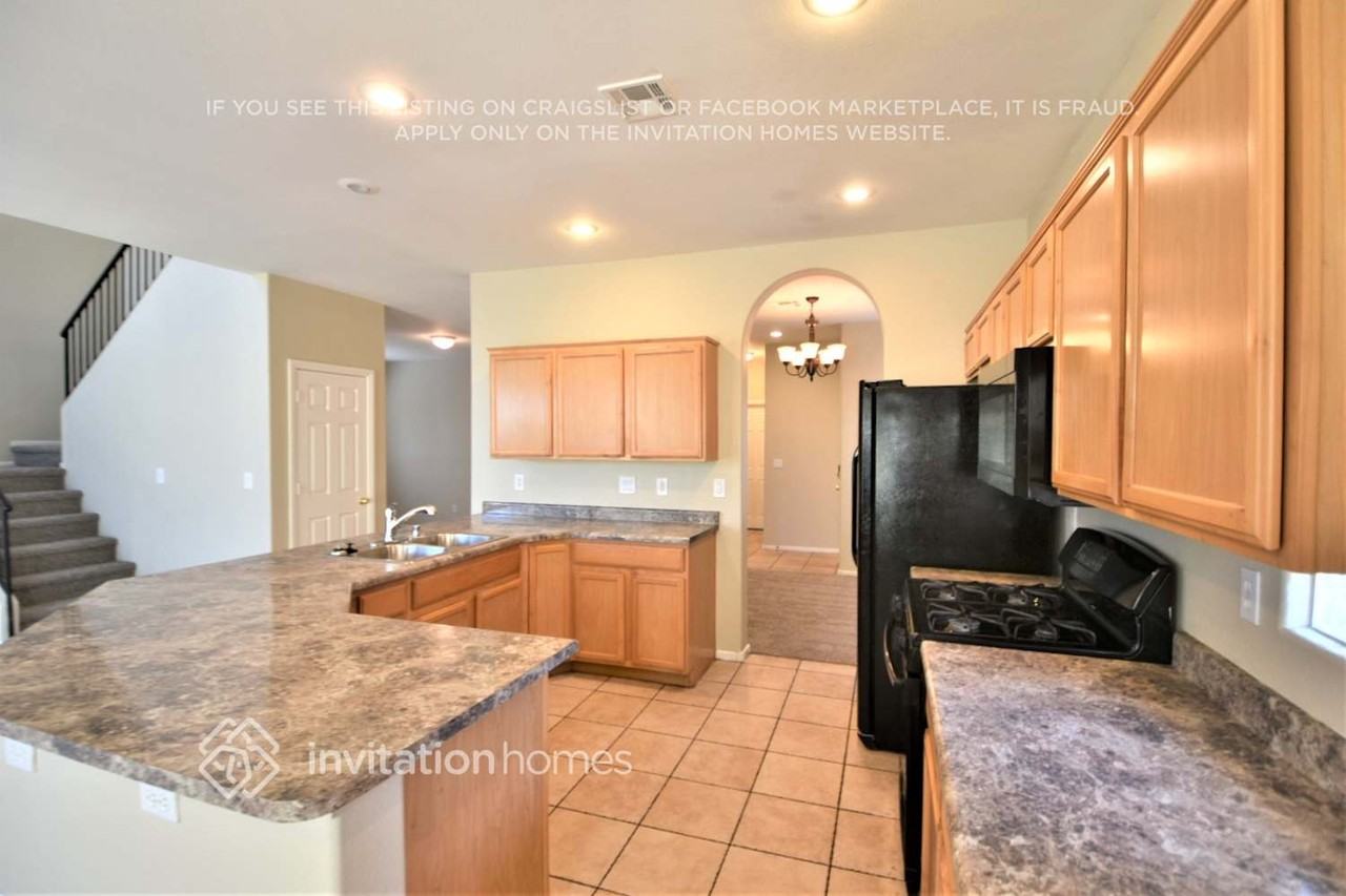 7608 Zermatt Ave - Photo 4 of 15