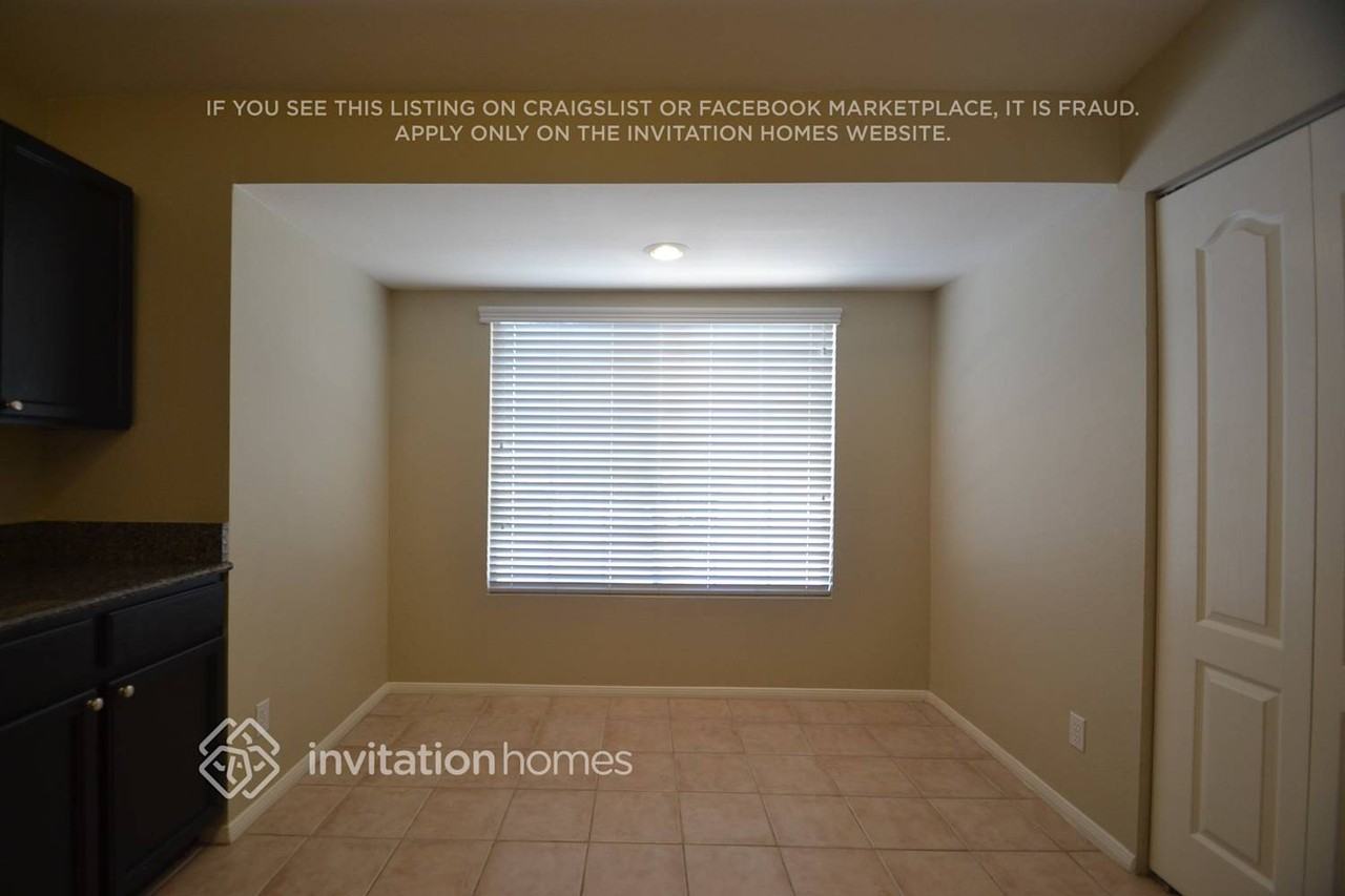 1629 Palmae Way - Photo 4 of 11
