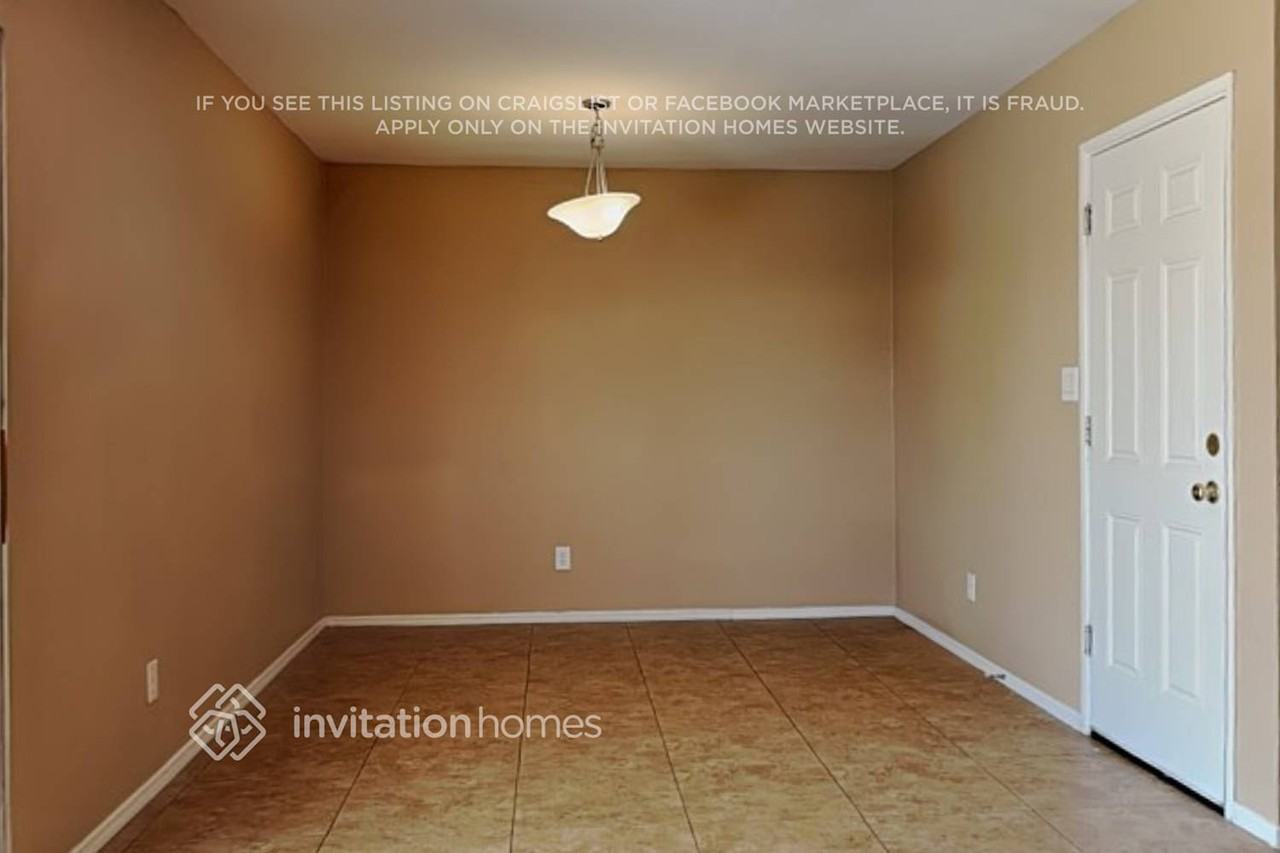 5041 W Sandra Ter - Photo 7 of 19