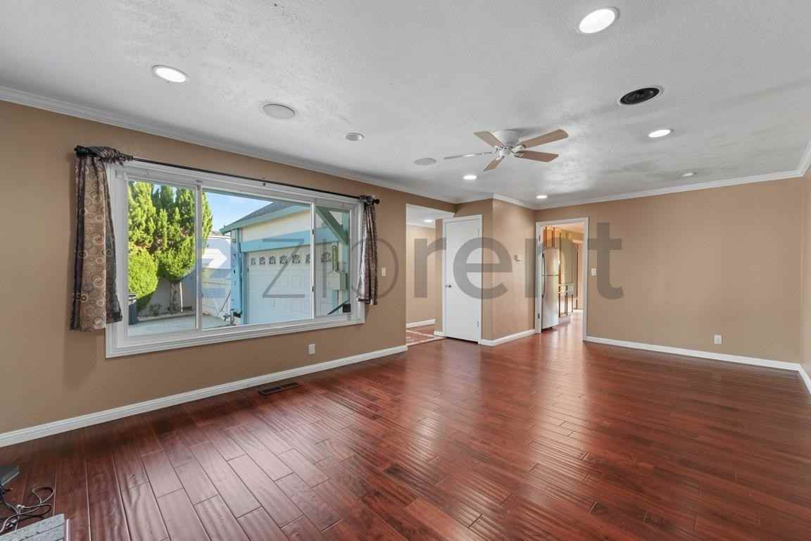 38071 Edward Ave - Photo 7 of 33