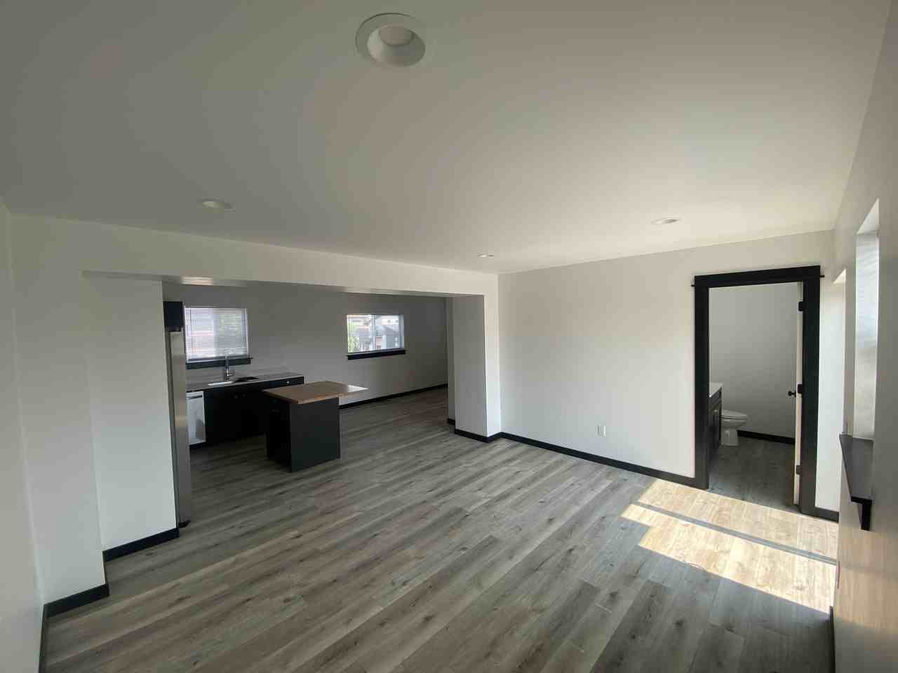2977 Fen Way #C - Photo 6 of 17