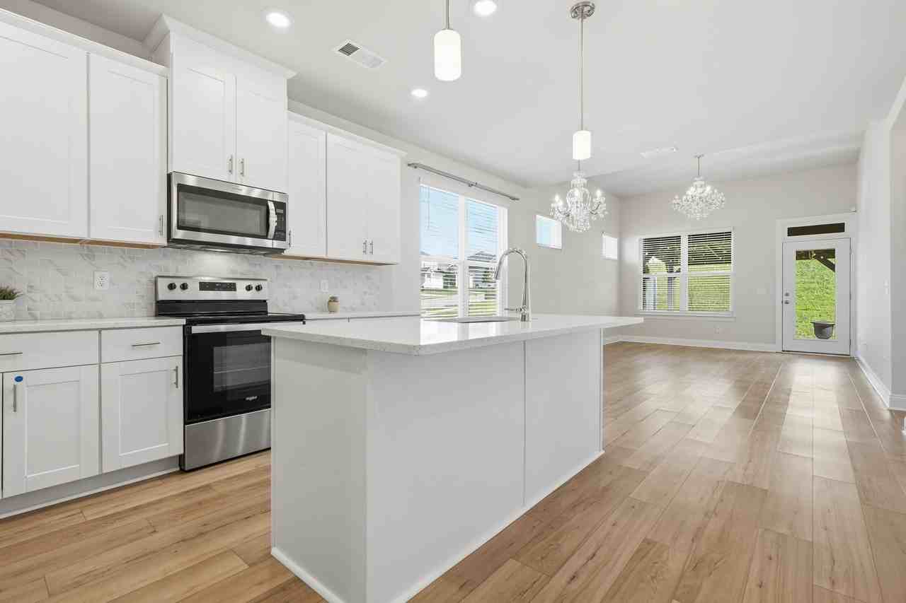 282 Netherlands Blvd #1 - Photo 7 of 34